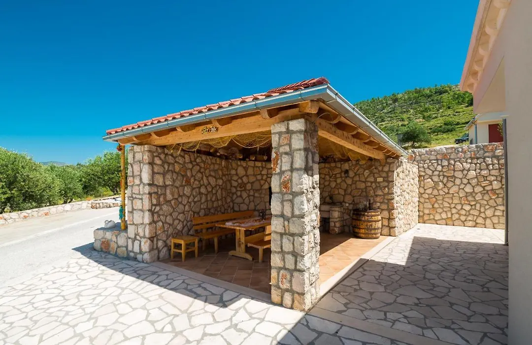 Matusic Guest House-1