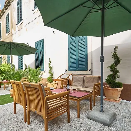 Ragusa With Garden Next To Beach And Old Town-3