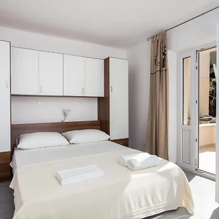 Apartment Maricol-3