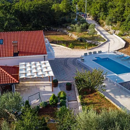 Villa Pizzelli-2