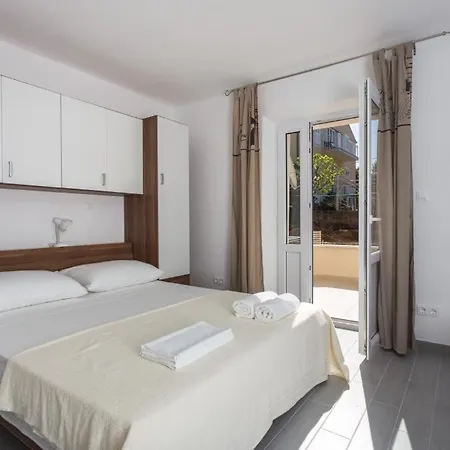 Apartment Maricol-2