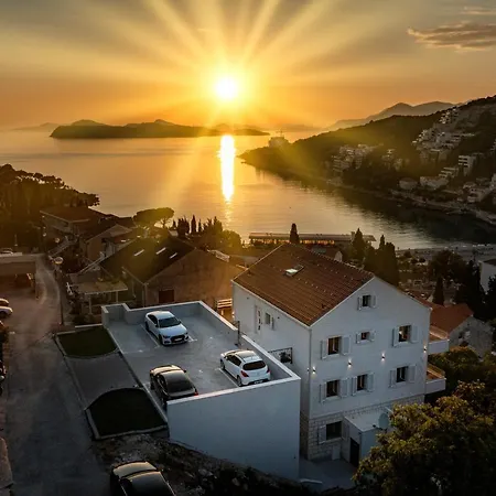 Sunset Luxury Residence-3