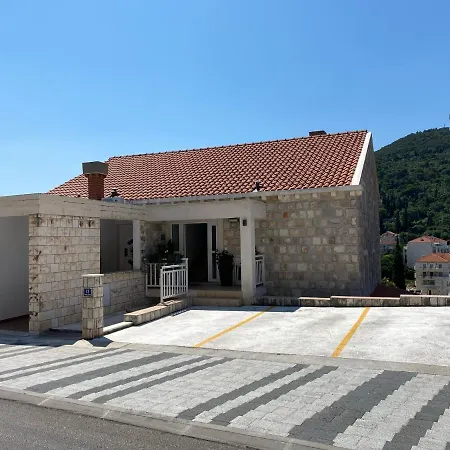 Apartment Sandra Free Private Parking-2