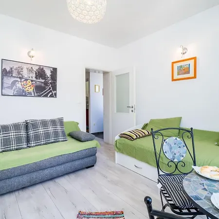 Apartment Luka-2