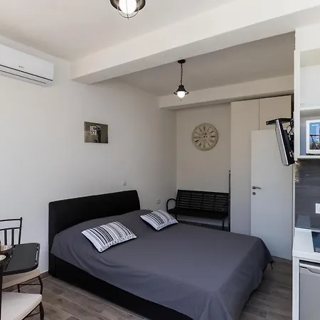 Apartments Life-3