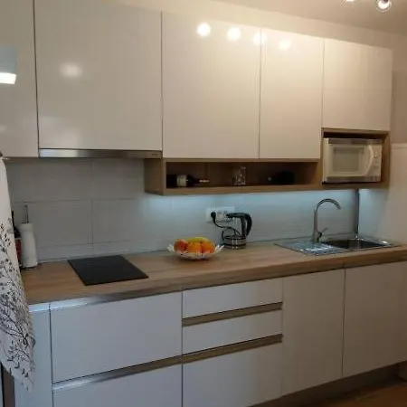 Apartment Hitri-2