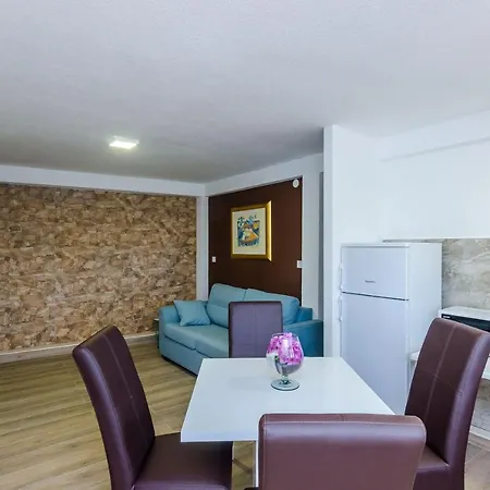 Apartments Paula-3