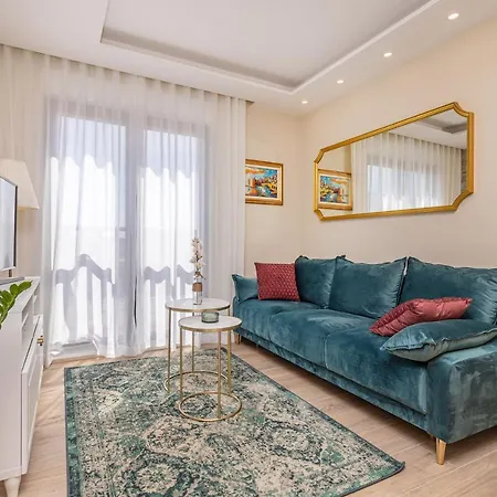 Three Musketeers Apartments-2