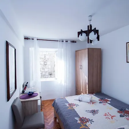Rooms Megi-3