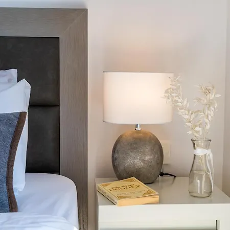 Crown Apartments - Emerald 1 Bd-2