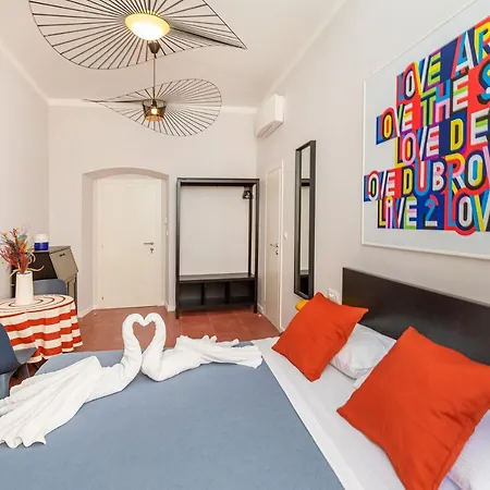Cap Rooms-3