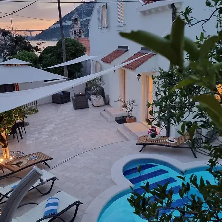 Villa Rose-3