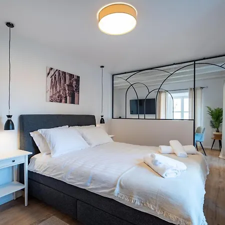 Shee-Lu Suites-2