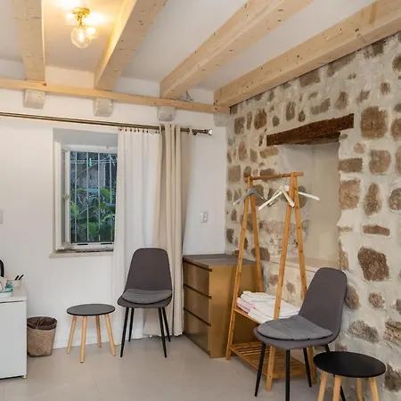 B&B Buza House-2