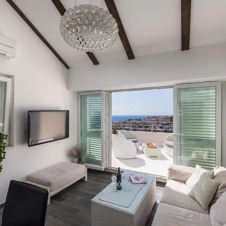 Marlea Sea-View Apartments-3