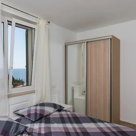 Apartment Med-3
