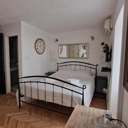 Cittadella rooms, Old Town Dubrovnik-2