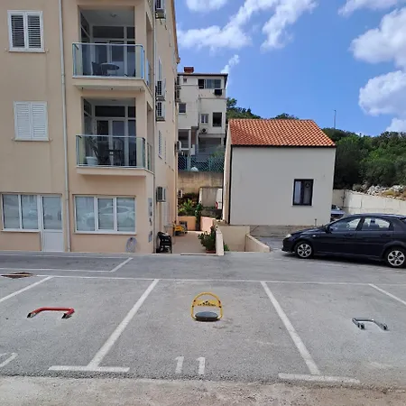 Brand New Apartment Nebo-2