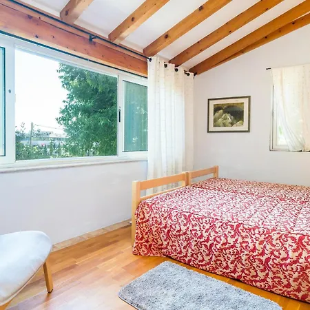 3 Bedroom Amazing Home In Dubrovnik-3