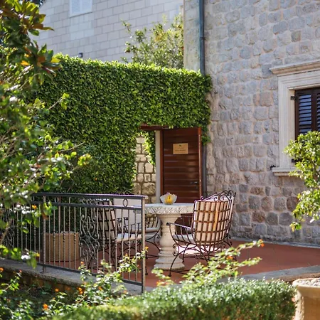 Boutique Hotel Kazbek-3