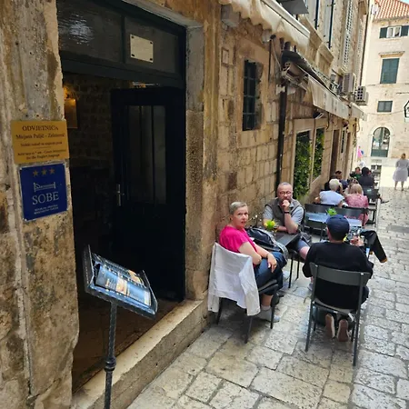 Castello Hostel-3