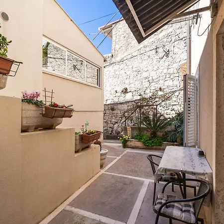Apartment Family Tokic-3