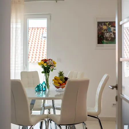 Apartment Pavlovic-2