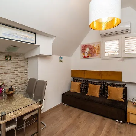 Apartman Neve-2