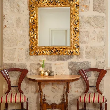 Sensational Dubrovnik Villa Villa Filia 6 Bedrooms Overlooking Dubrovnik City Walls Old Town-2