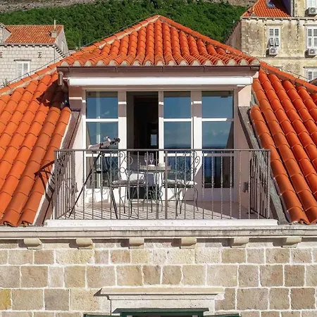 Sensational Dubrovnik Villa Villa Filia 6 Bedrooms Overlooking Dubrovnik City Walls Old Town-3