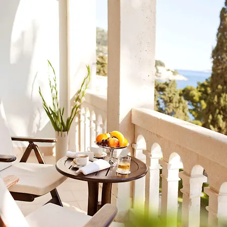 Grand Villa Argentina-3