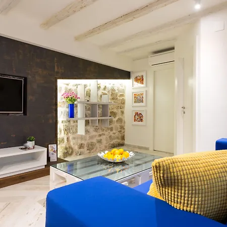 Apartments Petra-3