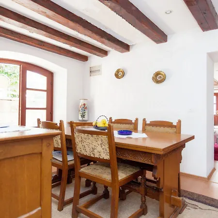 Dubrovnik Center Apartment-3