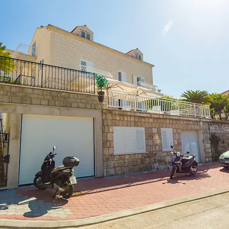 Villa Kate Dadic-3