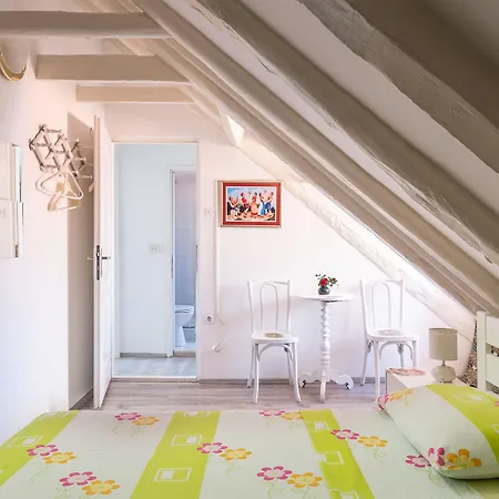 Old Town Baroque Palace Accommodation-3