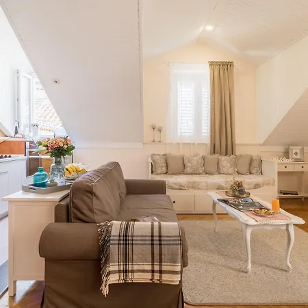 Apartments & Rooms Perla-3