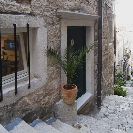 La Vita E Bella III-2