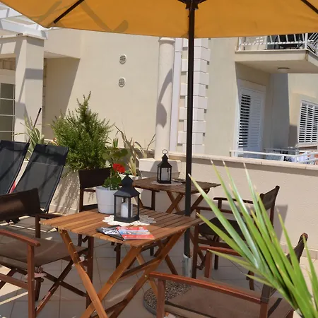 Apartments Vito-2