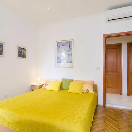 Rooms Lovrijenac-2
