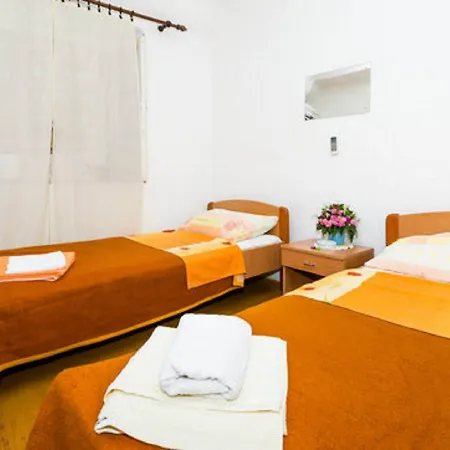 Rooms Kisic-2