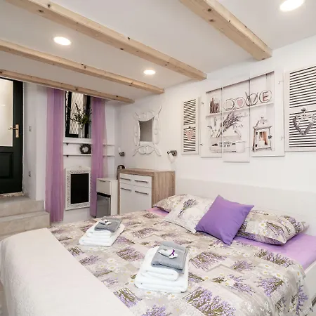 Lavender Room-3