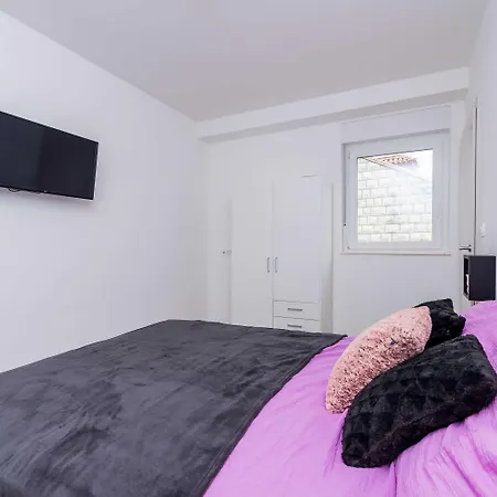 Bovolini'S Room-2