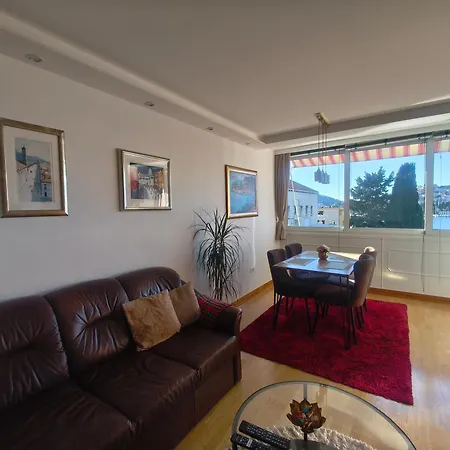 Apartment One , Sea View , Free Parking-2