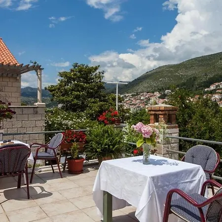 Guest House Raguz-2