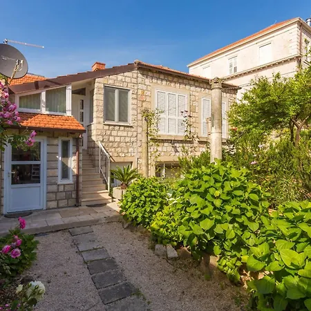 Villa Marini Dvori - With Free Parking-2