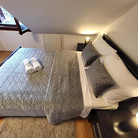 Apartment Jimmy - Spacious 2-Bedroom Apartment-3