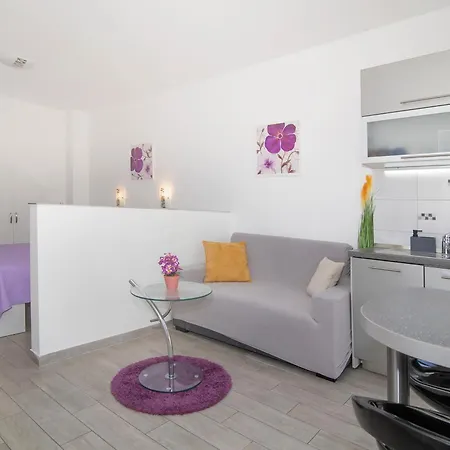 Studio Talir-2