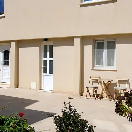 Madonna Guesthouse II-3