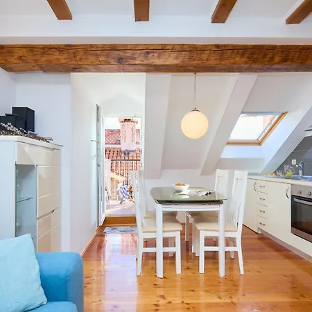 Hedera Estate Hedera A31 - Breakfast Included-3