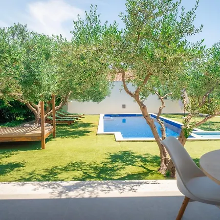 Luki Home-2